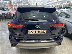 تۆیۆتا هایلاندەر